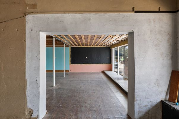 Fireplace, Interior