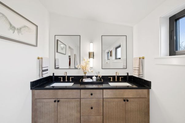 Bathroom, Dual Sink Vanities, Interior