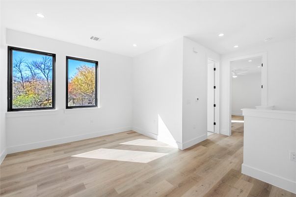 Empty room, Interior, Recessed Lighting, Wood Texture Flooring