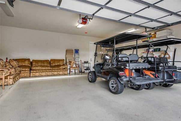 Garage, Interior