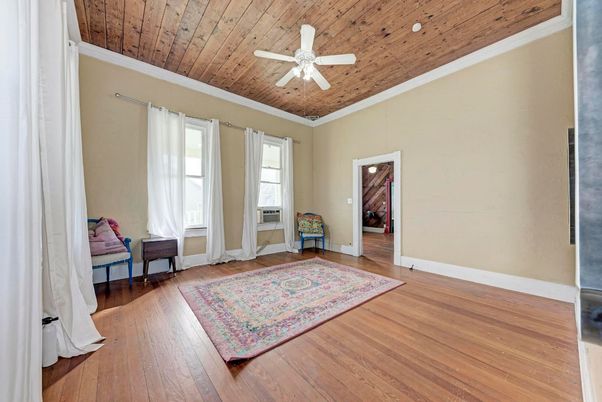 Empty room, Interior, Recessed Lighting, Wooden Ceilings, Wood Texture Flooring