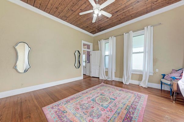 Empty room, Interior, Wooden Ceilings, Wood Texture Flooring