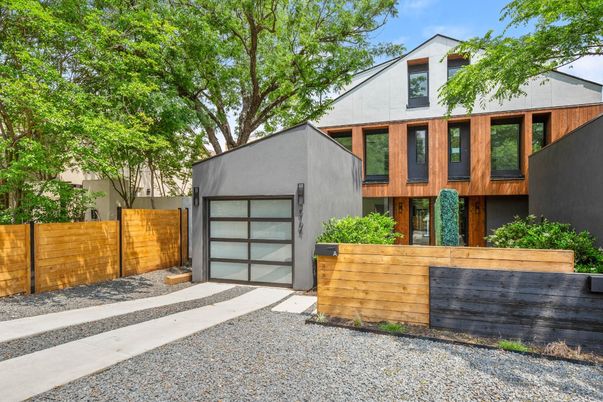 Attached, Detached Garage, Exterior, Facade, Modern