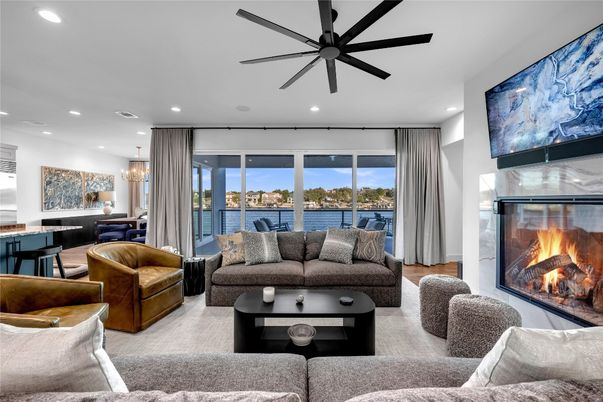 Fireplace, Interior, Living room, Pendant Lights, Recessed Lighting, Water