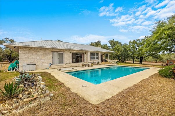 Backyard, Exterior, Pool