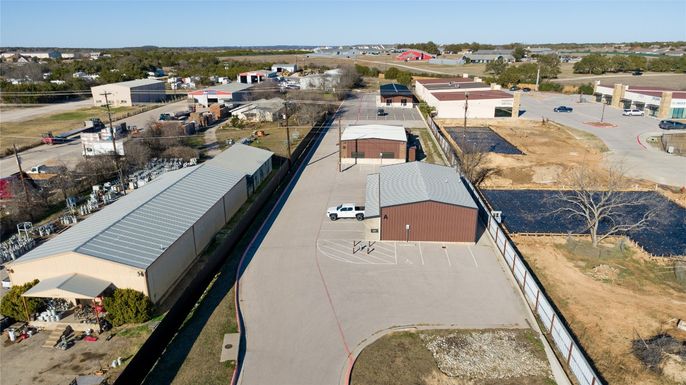 Exterior, Drone