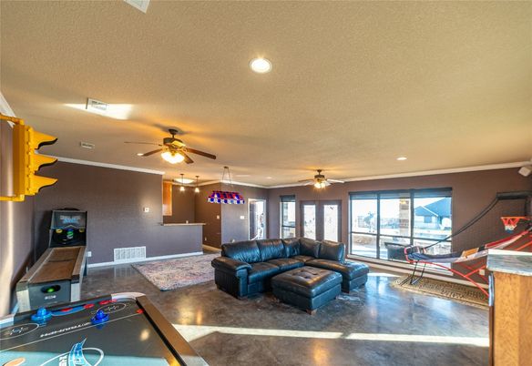 Game Room, Interior, Living room, Recessed Lighting