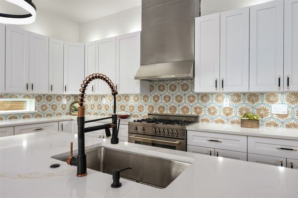 Interior, Kitchen, Stainless Steel Appliances