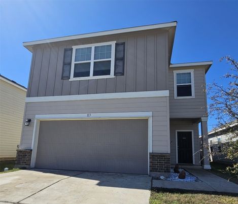 Attached, Exterior, Facade, Modern