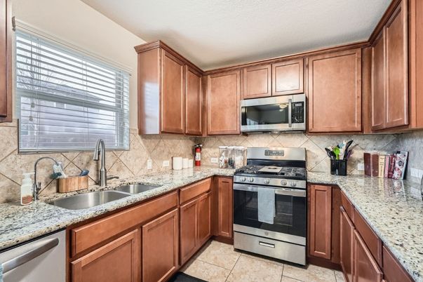 Interior, Kitchen, Stainless Steel Appliances