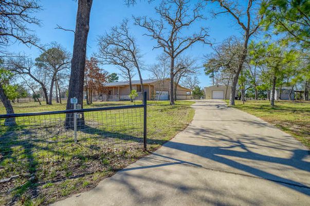 Backyard, Detached Garage, Exterior