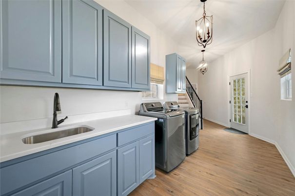 Interior, Pendant Lights, Washer, Wood Texture Flooring