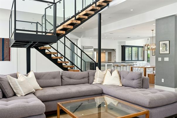 Chandelier, Dining room, Interior, Living room, Pendant Lights, Recessed Lighting