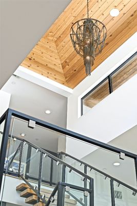 Chandelier, Interior, Recessed Lighting, Wooden Ceilings