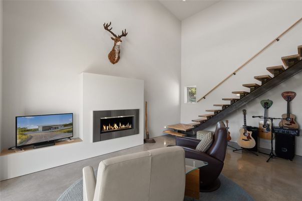 Fireplace, Interior, Living room