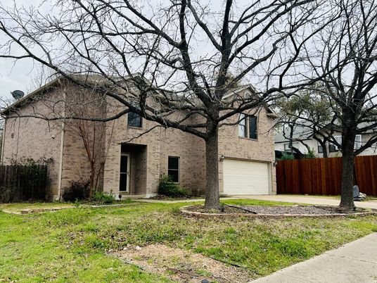 Attached, Backyard, Exterior, Facade, Brick Facade, Rowhouse