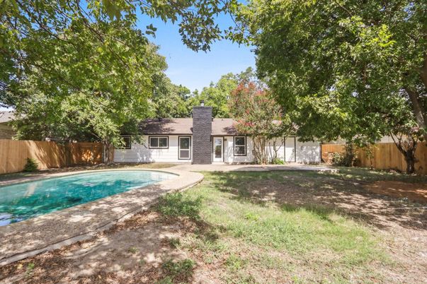 Backyard, Exterior, Pool