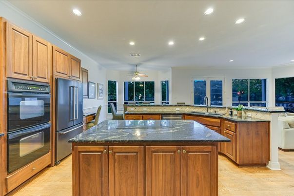 Dining room, Interior, Kitchen, Recessed Lighting, Wood Texture Flooring