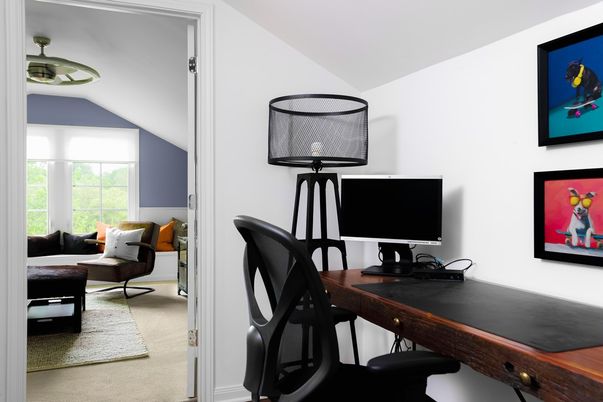 Home Office, Interior