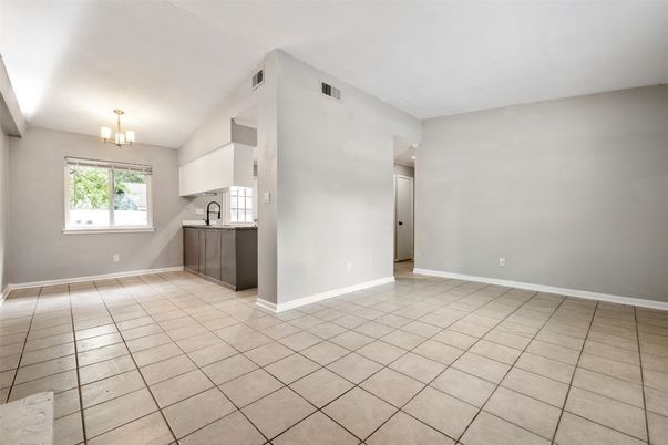 Chandelier, Empty room, Interior