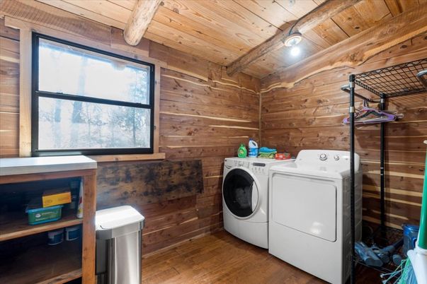 Interior, Washer, Wooden Beams, Wooden Ceilings, Wood Texture Flooring, Wooden Walls