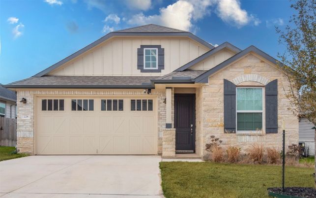 Attached, Exterior, Facade, Brick Traditional
