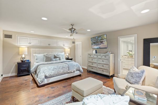 Bedroom, Interior, Recessed Lighting, Wood Texture Flooring