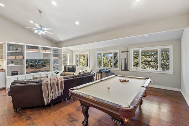 Billiard Table, Game Room, Interior, Living room, Recessed Lighting, Wood Texture Flooring