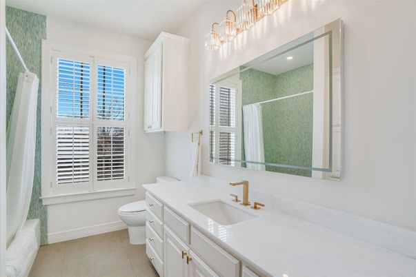 Bathroom, Interior, Recessed Lighting