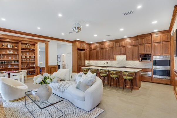 Interior, Kitchen, Living room, Recessed Lighting, Stainless Steel Appliances