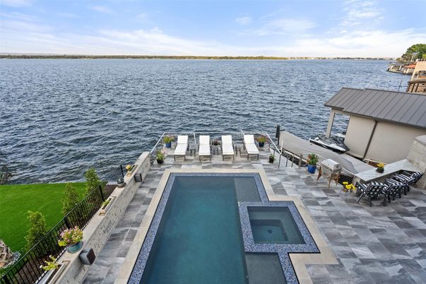 Exterior, Lake, Pool