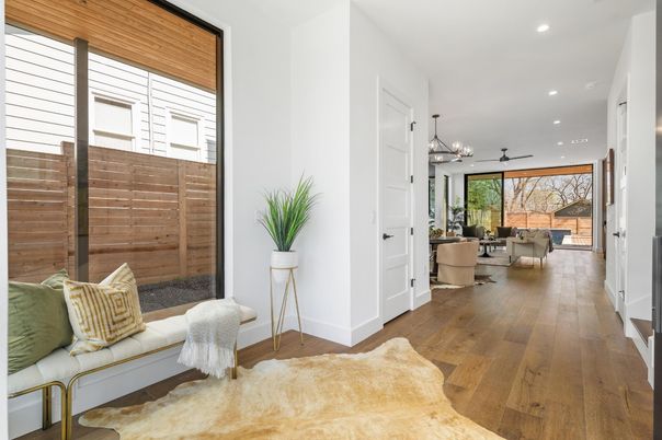 Interior, Living room, Pendant Lights, Recessed Lighting, Wood Texture Flooring