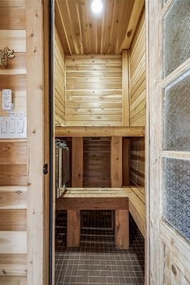 Interior, Recessed Lighting, Sauna Room