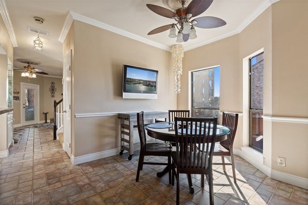 Dining room, Interior, Pendant Lights