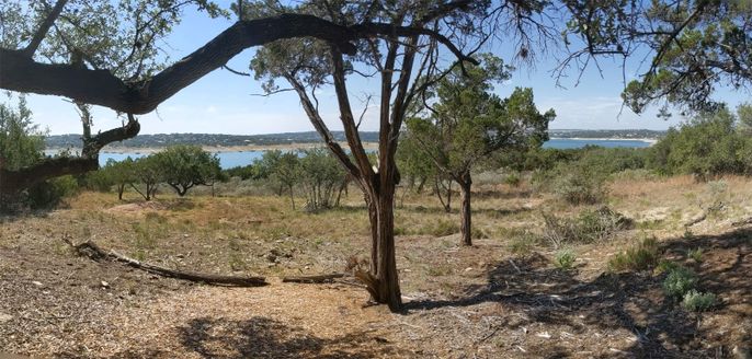 Exterior, Lake
