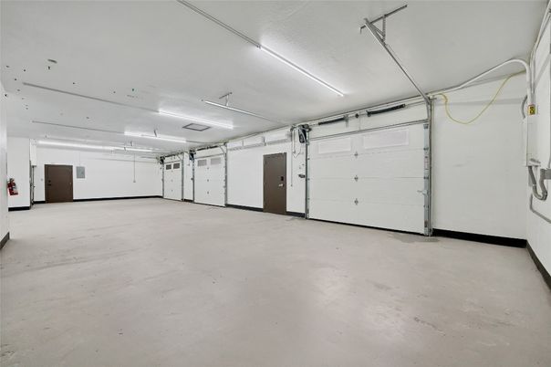 Garage, Interior