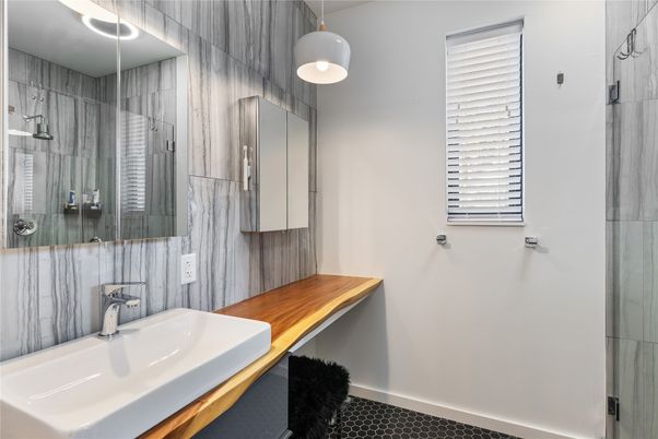Bathroom, Interior, Pendant Lights