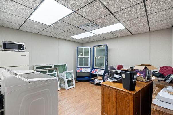 Home Office, Interior, Washer, Wood Texture Flooring