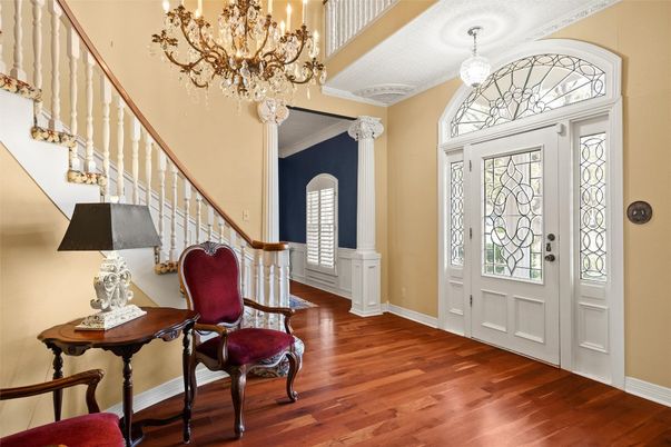 Chandelier, Interior, Wood Texture Flooring