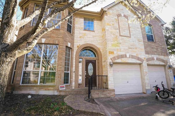 Attached, Exterior, Facade, Brick Facade, Rowhouse