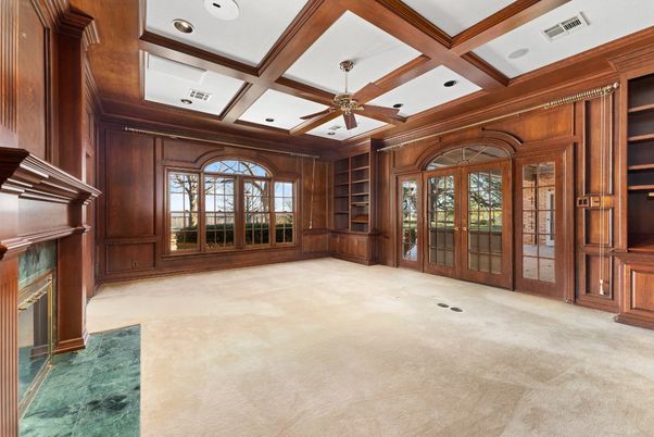 Empty room, Interior, Recessed Lighting, Wooden Beams, Wooden Walls