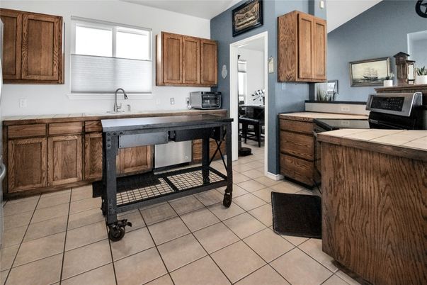 Interior, Kitchen, Tile Countertops