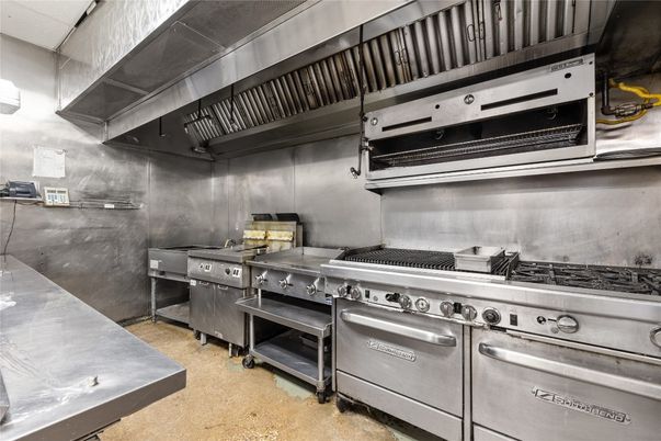 Interior, Stainless Steel Appliances