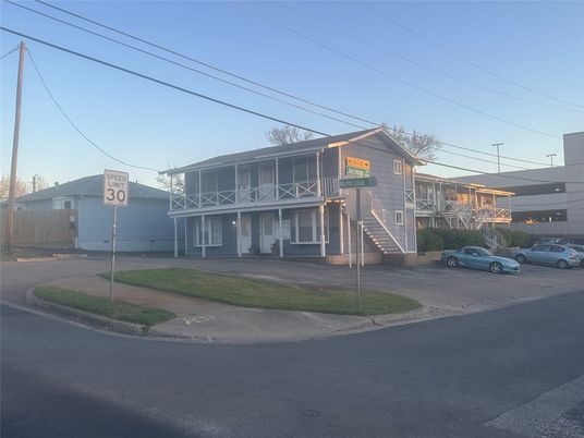 Exterior, Facade, None
