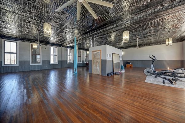 Interior, Pendant Lights, Wood Texture Flooring
