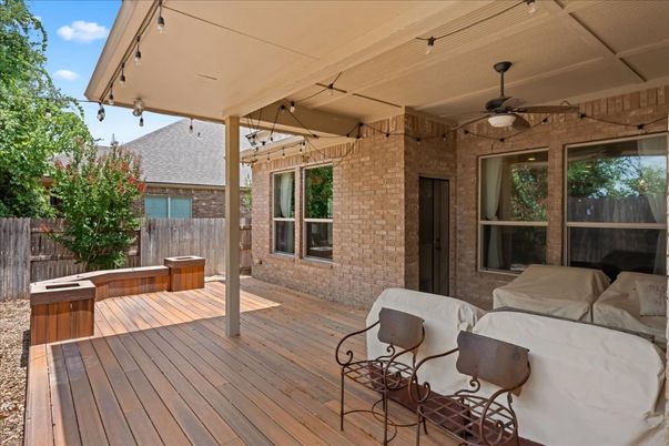 Exterior, Hot Tub