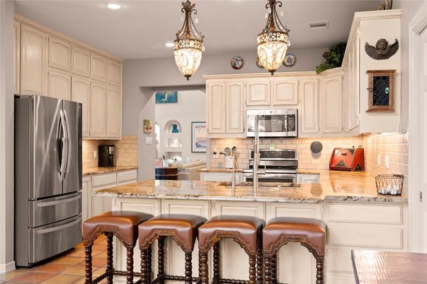 Interior, Kitchen, Pendant Lights, Recessed Lighting, Stainless Steel Appliances