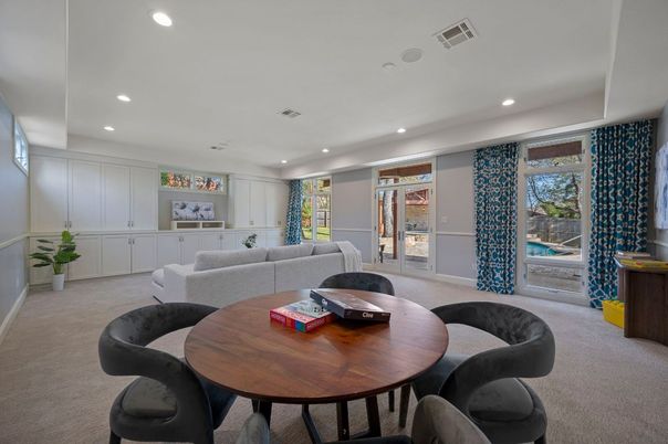Dining room, Interior, Living room, Recessed Lighting