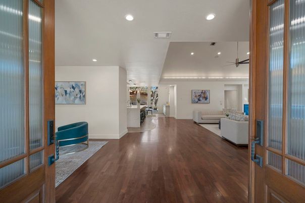 Interior, Living room, Recessed Lighting, Wood Texture Flooring