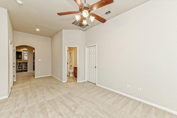Empty room, Interior, Recessed Lighting